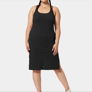 U-Neck Crisscross Sleeveless Split Hem Plus Size